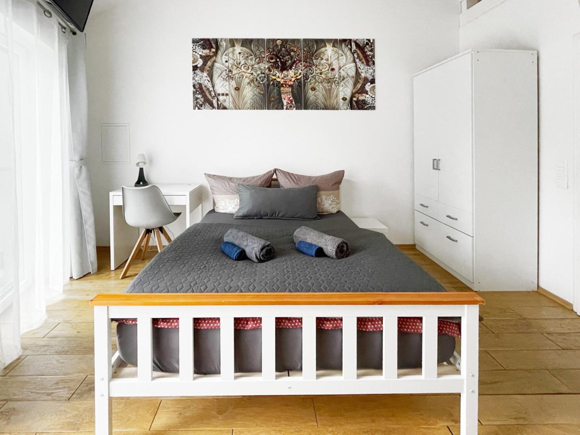 Schwanenburg Apartments Kolonie Rontgental エクステリア 写真